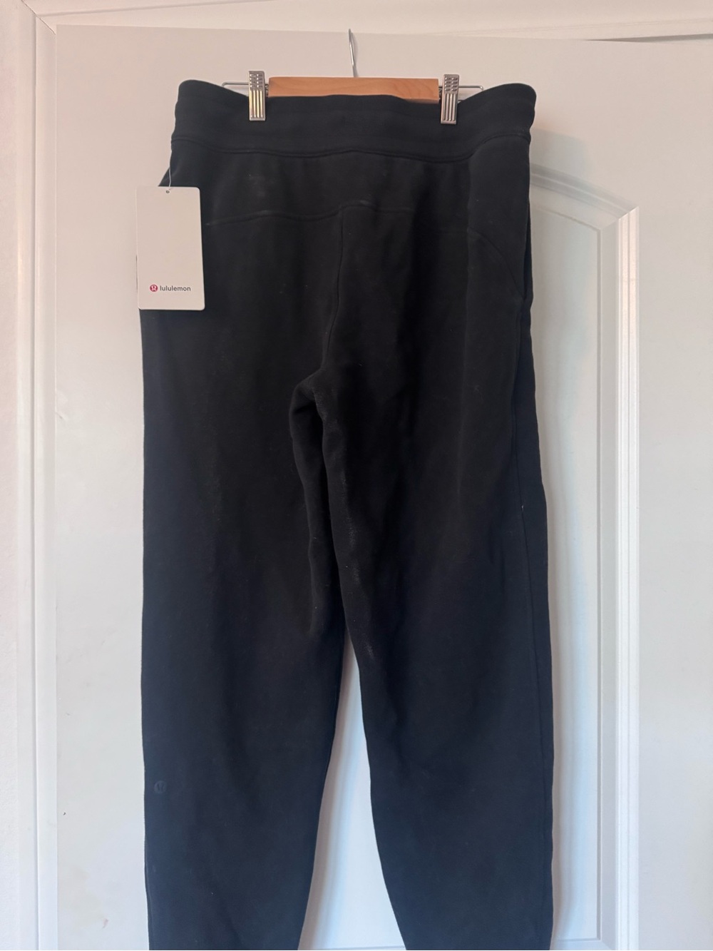 lululemon scuba jogger - size 8 black